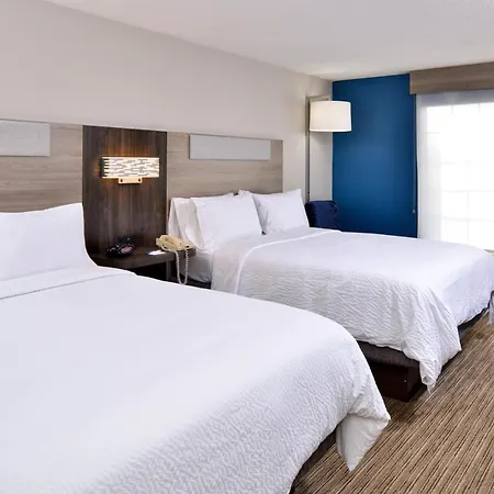 Holiday Inn Express Winston-Salem Medical Ctr Area